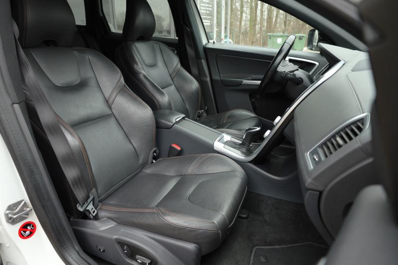 Volvo - XC60 - pic14