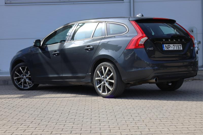 Volvo - V60 - pic4