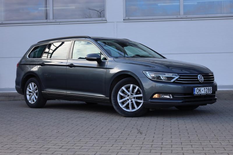 Volkswagen - Passat - pic5