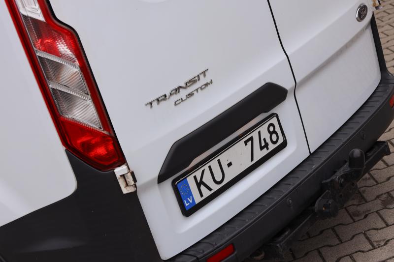 Ford - Transit - pic6