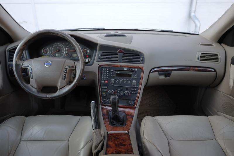 Volvo - V70 - pic7