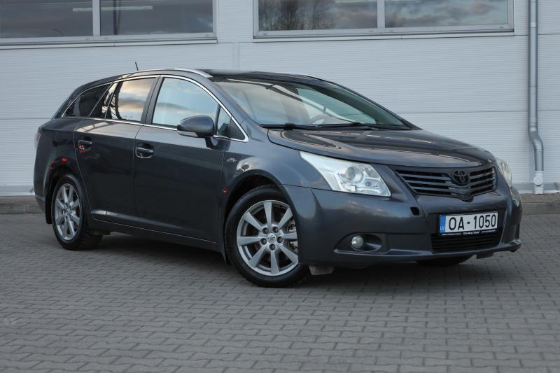 Toyota - Avensis - pic4