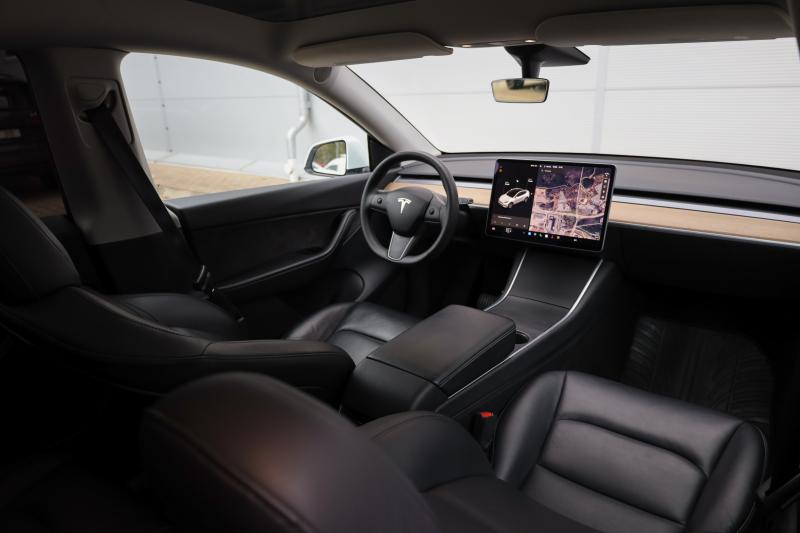 Tesla - Model Y - pic15