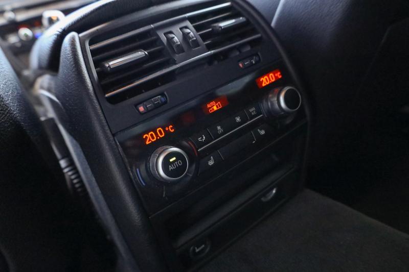 BMW - 740 - pic15