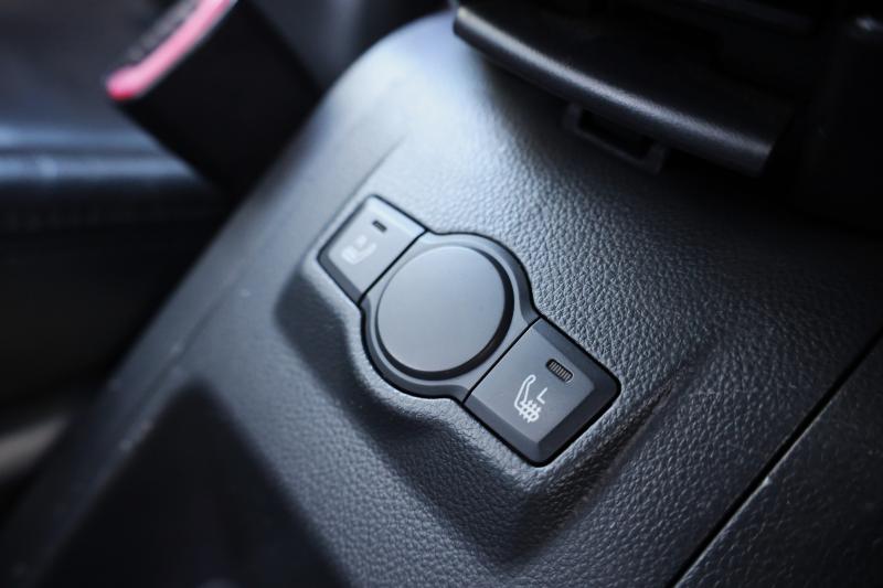 Chevrolet - Captiva - pic22