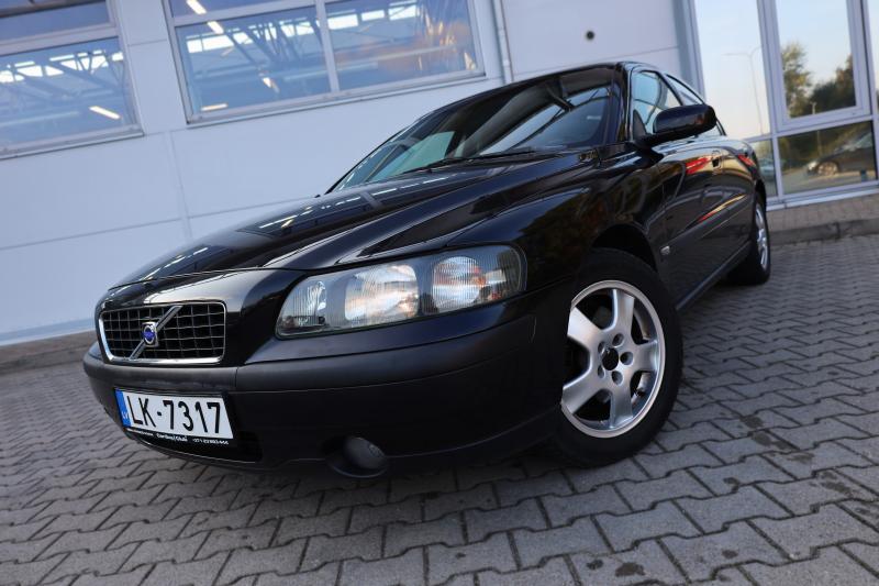 Volvo - S60 - pic2