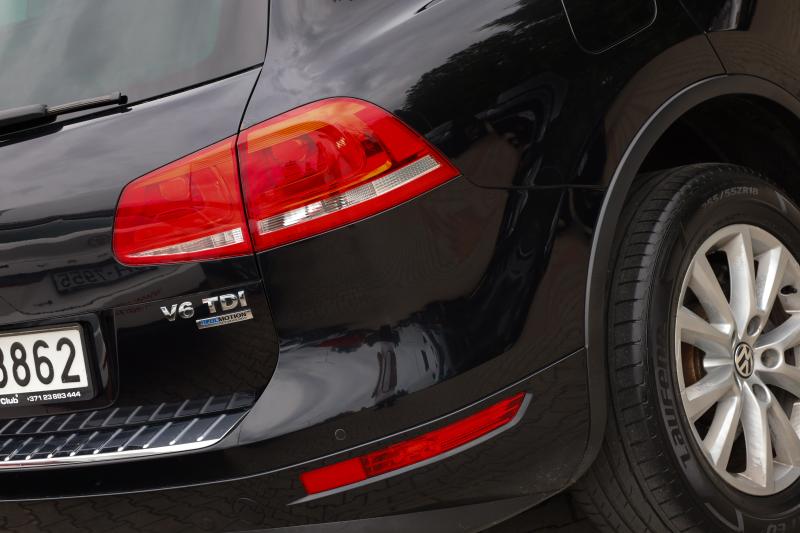 Volkswagen - Touareg - pic8