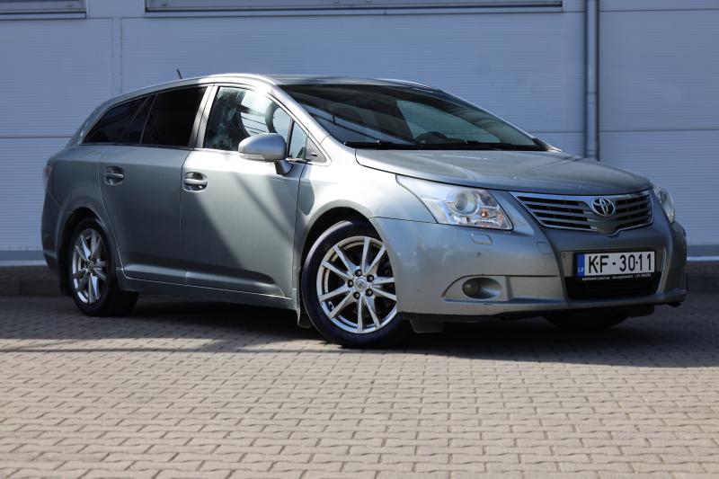 Toyota - Avensis - pic2