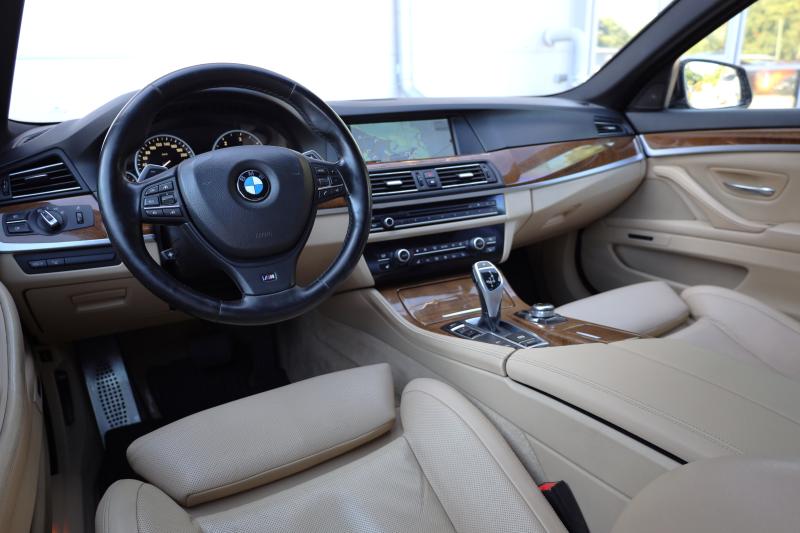 BMW - 525 - pic10