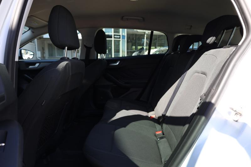 Ford - Focus - pic14
