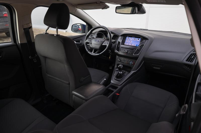 Ford - Focus - pic16