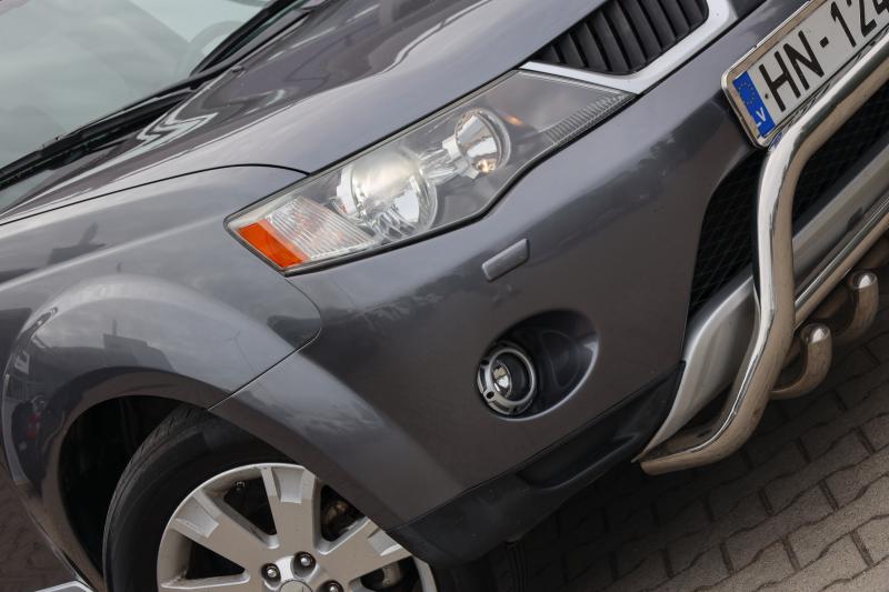 Mitsubishi - Outlander - pic4
