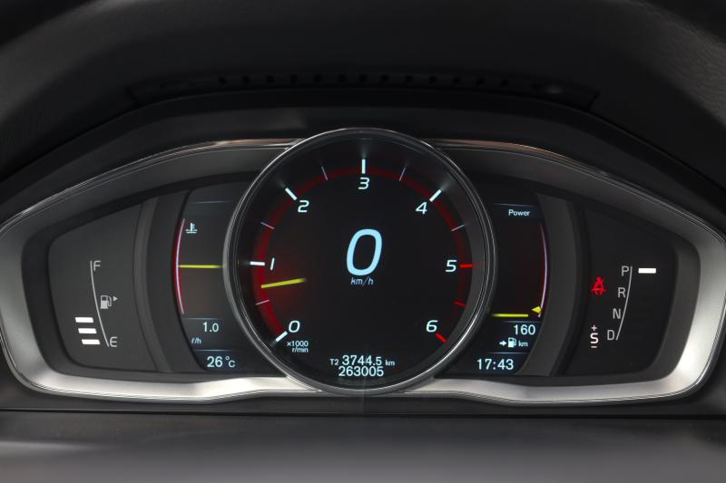 Volvo - XC70 - pic10