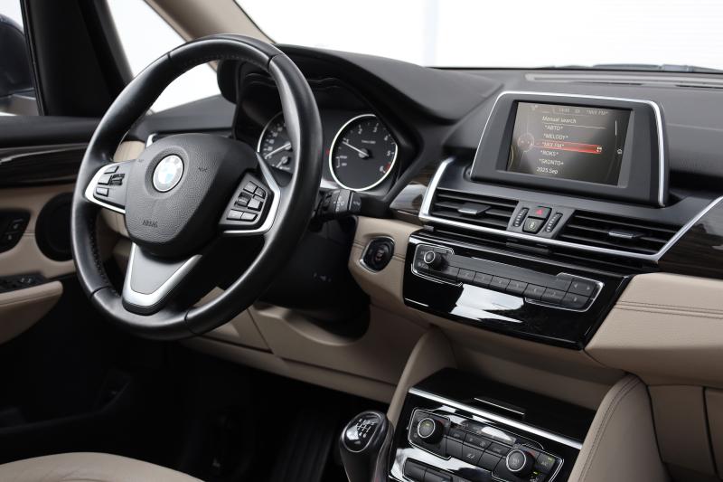 BMW - 218 - pic13