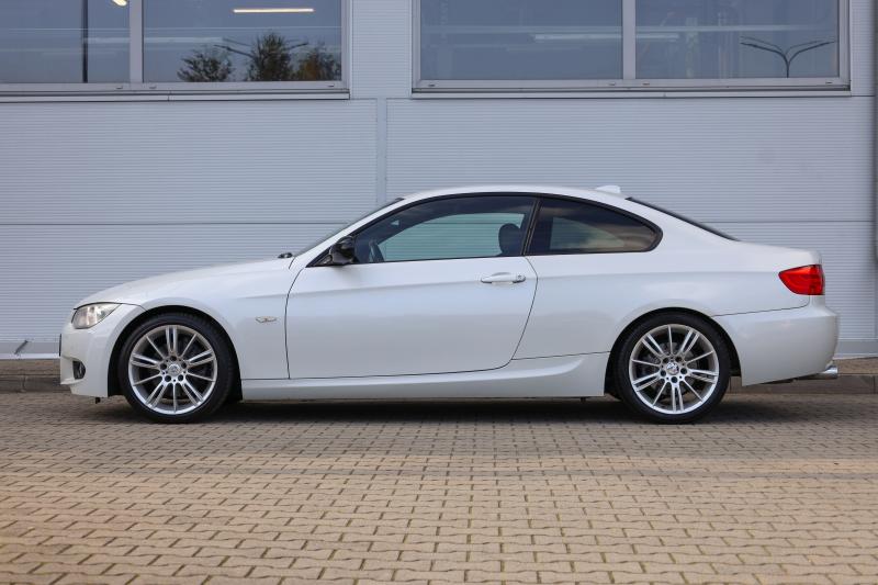 BMW - 320 - pic6
