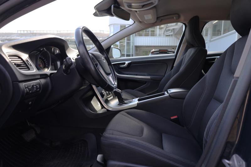 Volvo - V60 - pic10