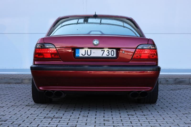 BMW - 730 - pic6