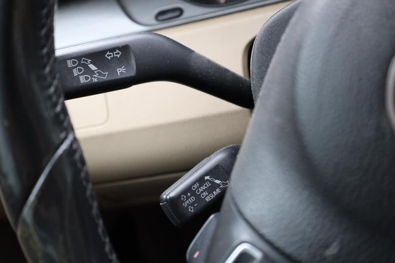 Volkswagen - Passat - pic15