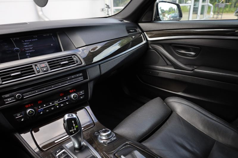 BMW - 530 - pic10