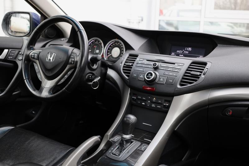 Honda - Accord - pic11