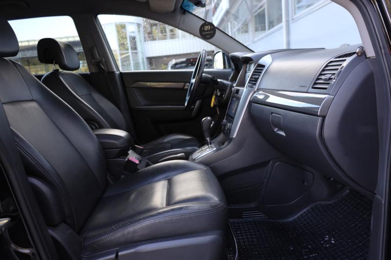 Chevrolet - Captiva - pic11