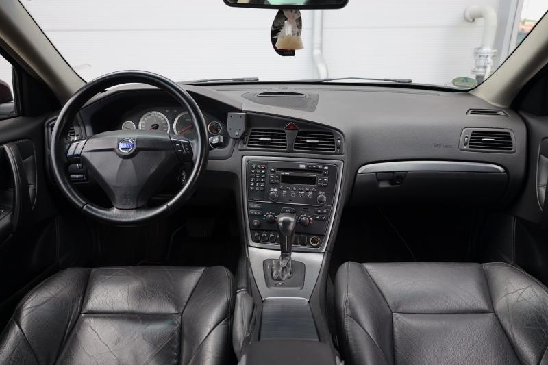 Volvo - V70 - pic10