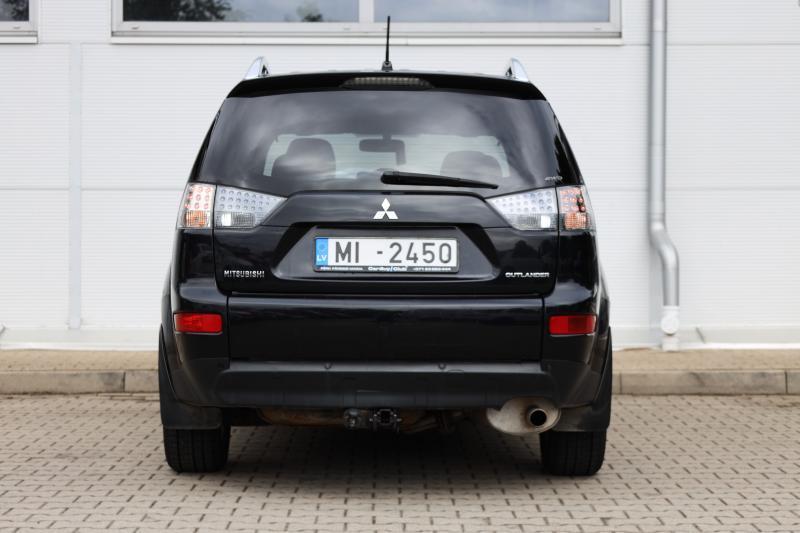 Mitsubishi - Outlander - pic4