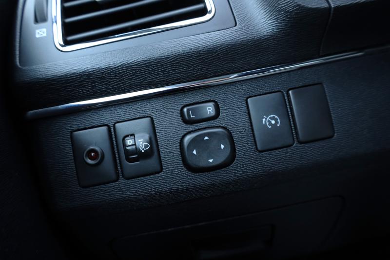 Toyota - Avensis - pic17
