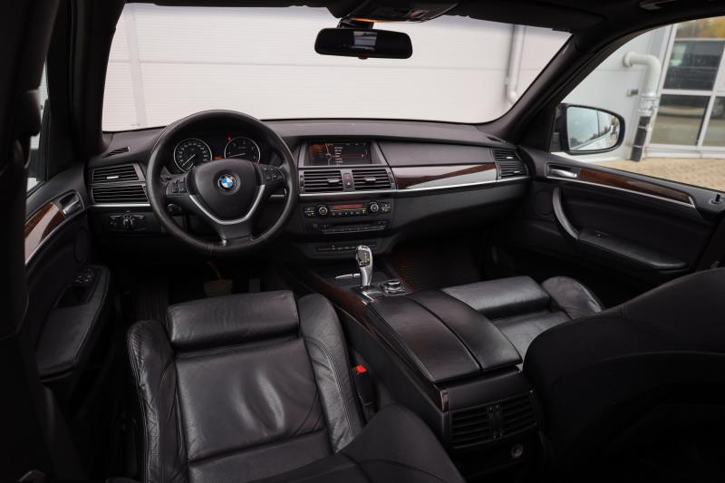 BMW - X5 - pic12