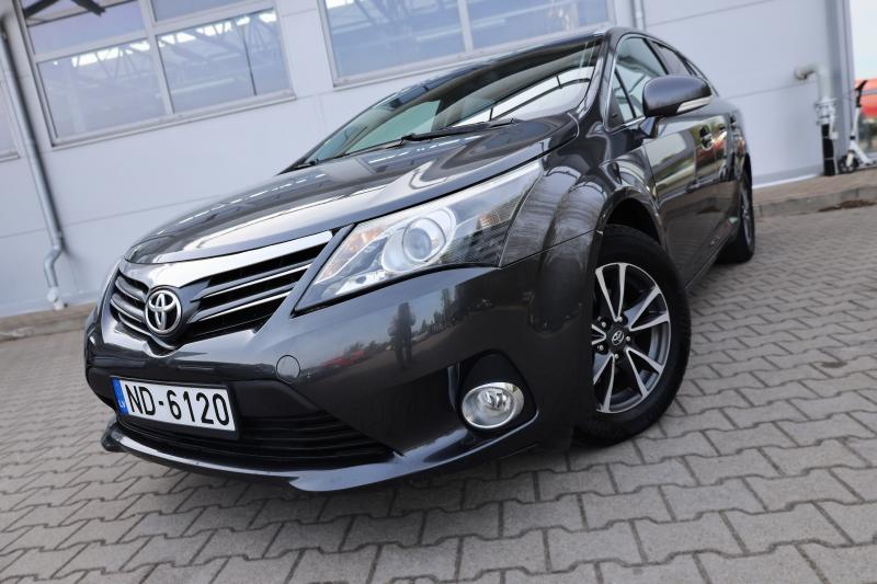 Toyota - Avensis - pic2