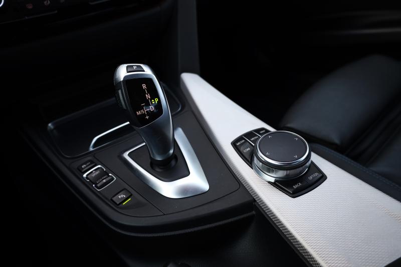 BMW - 318 - pic30