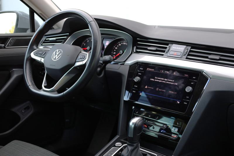 Volkswagen - Passat - pic14
