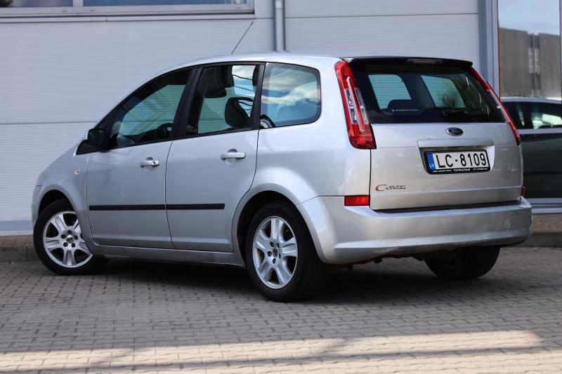 Ford - C-MAX - pic3