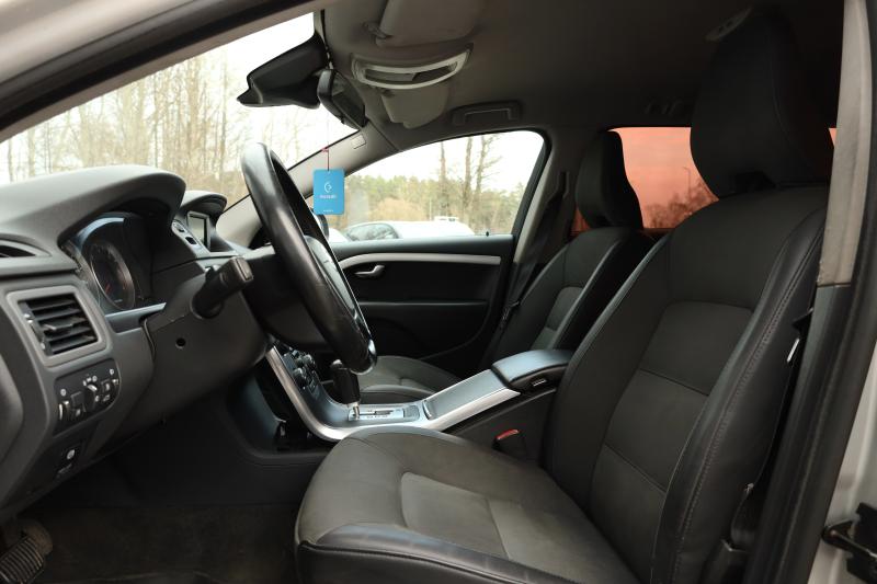 Volvo - V70 - pic7