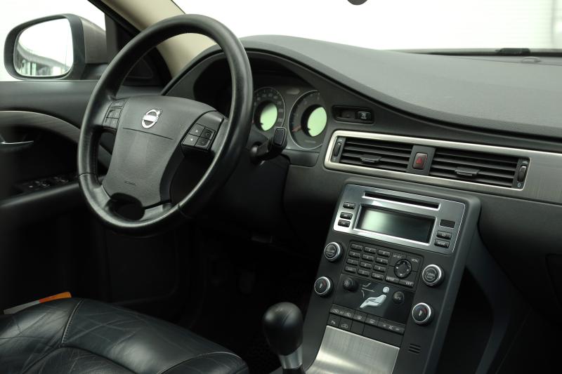 Volvo - S80 - pic11