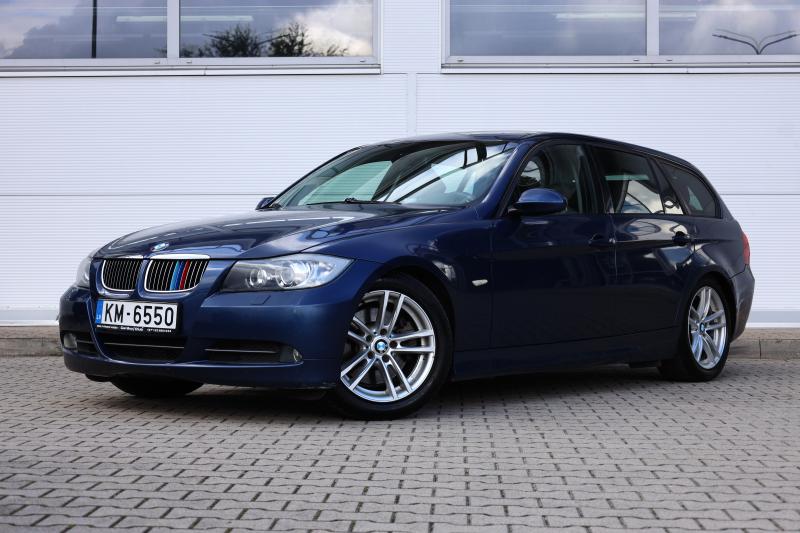 BMW - 330 - pic1