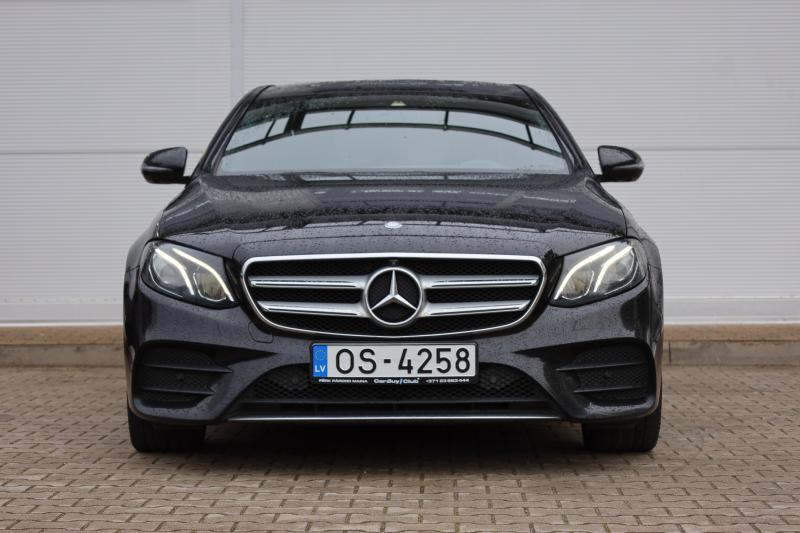 Mercedes-Benz - E220 - pic3