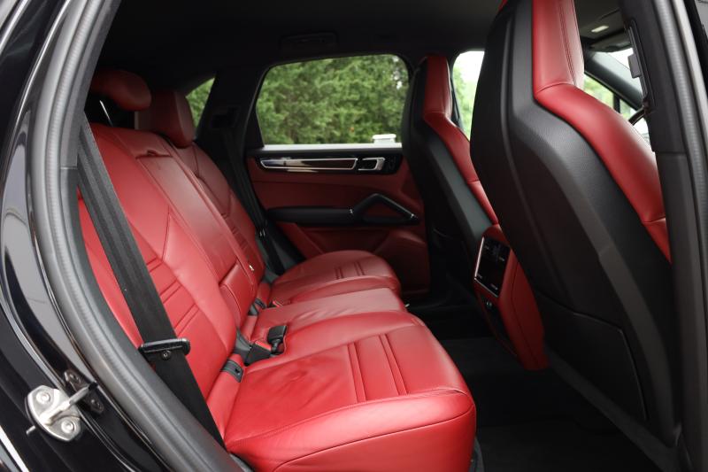 Porsche - Cayenne - pic26