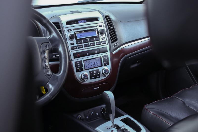 Hyundai - Santa Fe - pic10