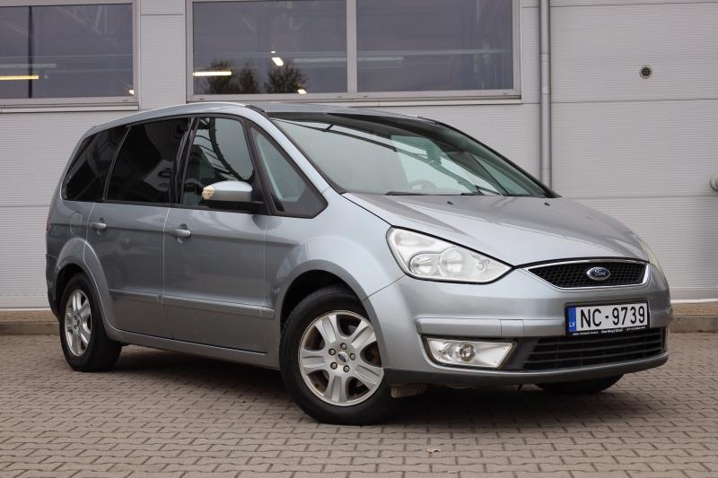 Ford - Galaxy - pic3