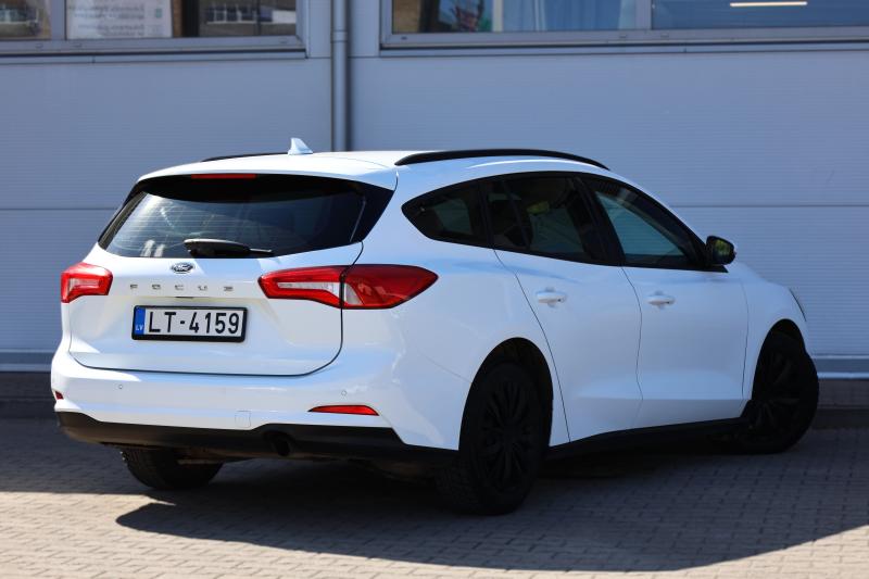 Ford - Focus - pic5