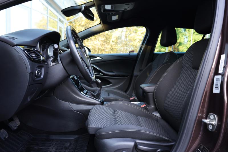 Opel - Astra - pic9