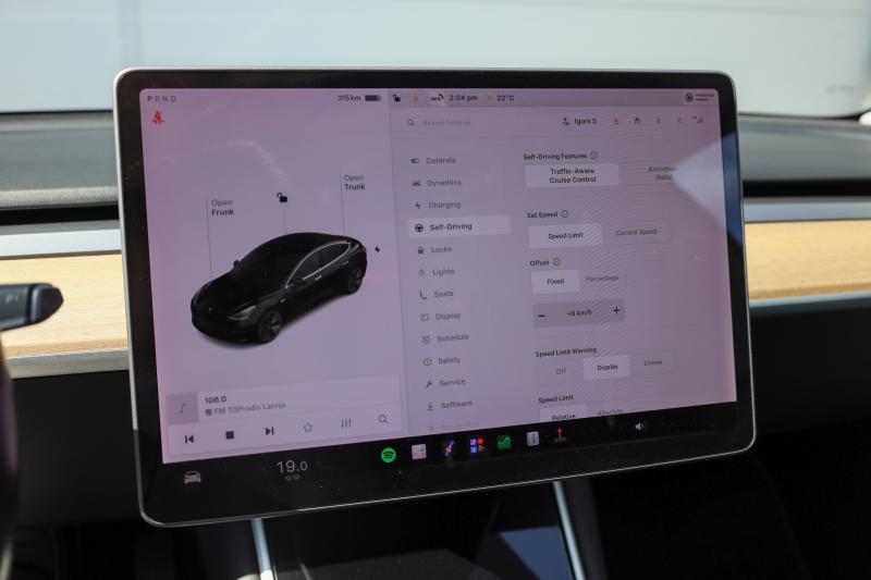 Tesla - Model 3 - pic20