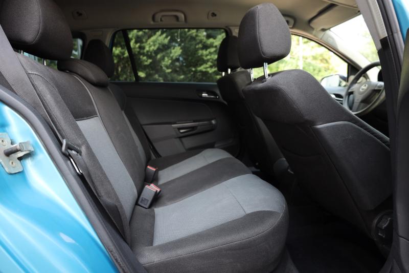 Opel - Astra - pic11