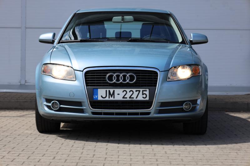 Audi - A4 - pic2