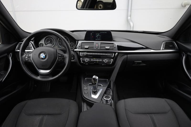 BMW - 320 - pic8