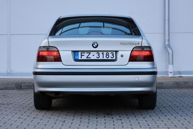 BMW - 525 - pic6