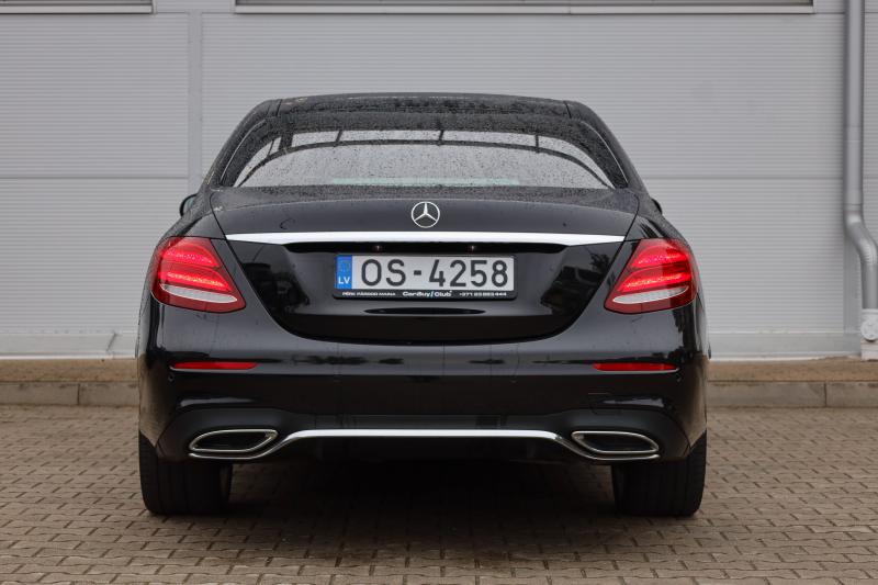 Mercedes-Benz - E220 - pic7