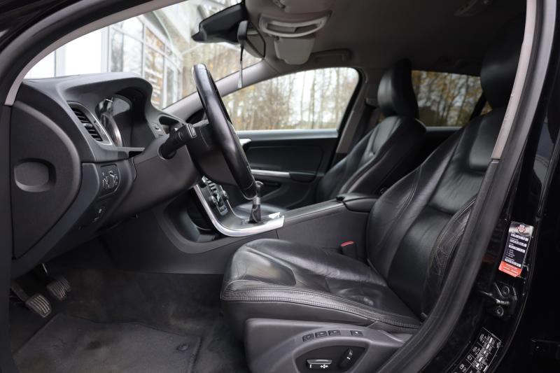 Volvo - V60 - pic11