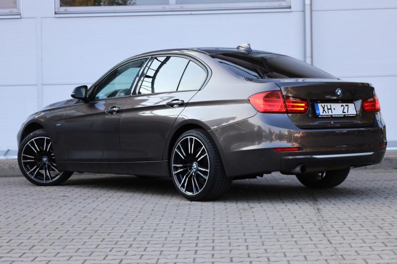 BMW - 320 - pic5